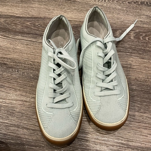 Rothy's Shoes - Rothy’s lace up sneaker in spearmint size 7